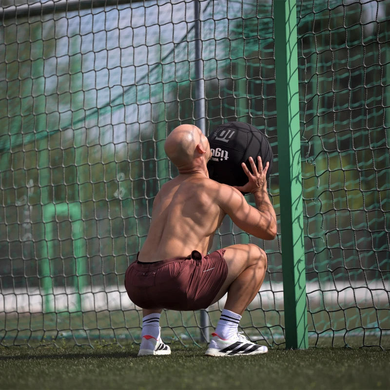tiguar-LS-WEB_wall-ball_0100.jpg
